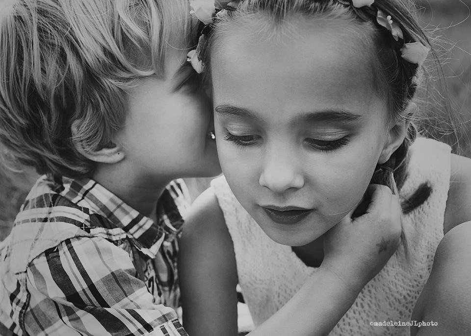 irvine jeffrey trail family session. brother and sister kids in park. family photo picture photography photographer orange county irvine los angeles san diego family portrait photography photographer